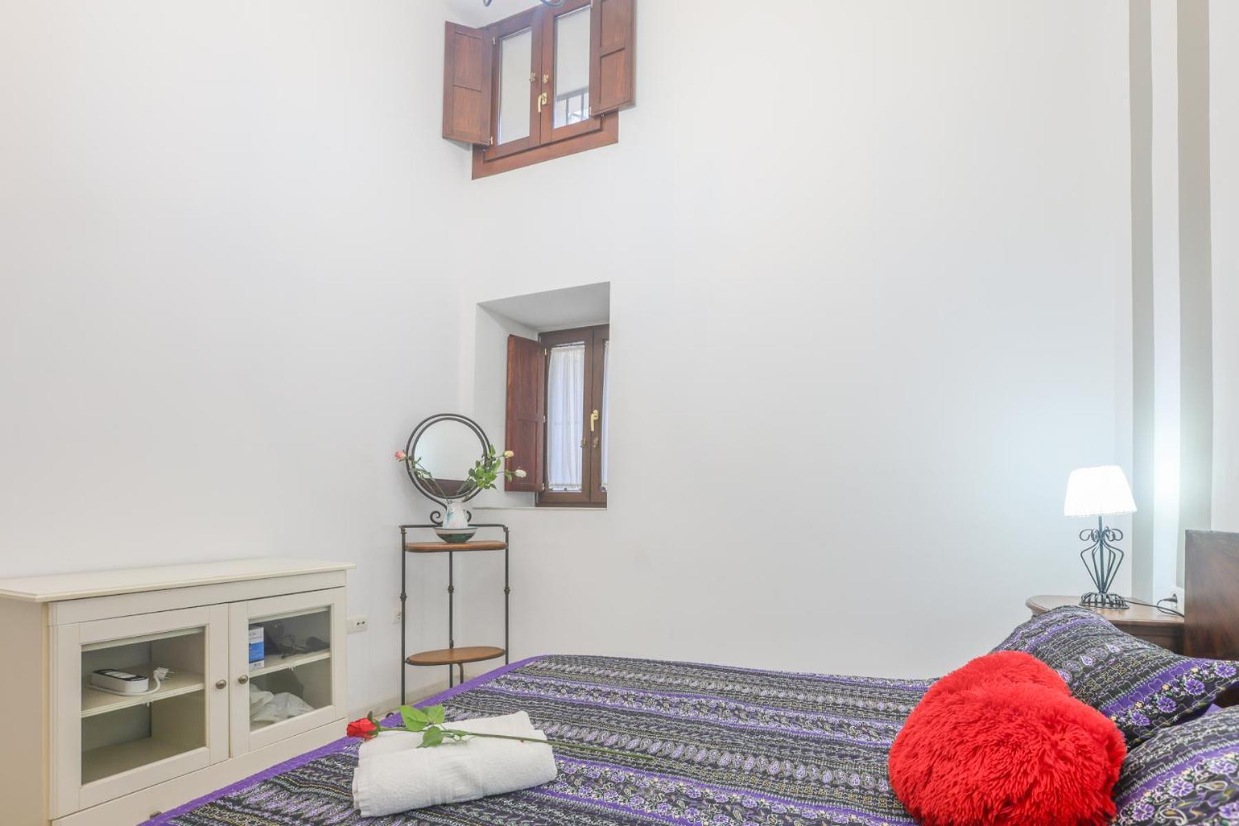 Galindo Center Premium Suites, Free Parking Σεβίλλη Εξωτερικό φωτογραφία